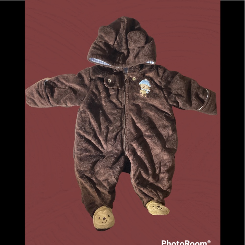 🐻Cute & Cozy New Born (5-8 Pounds) onesie 🐻